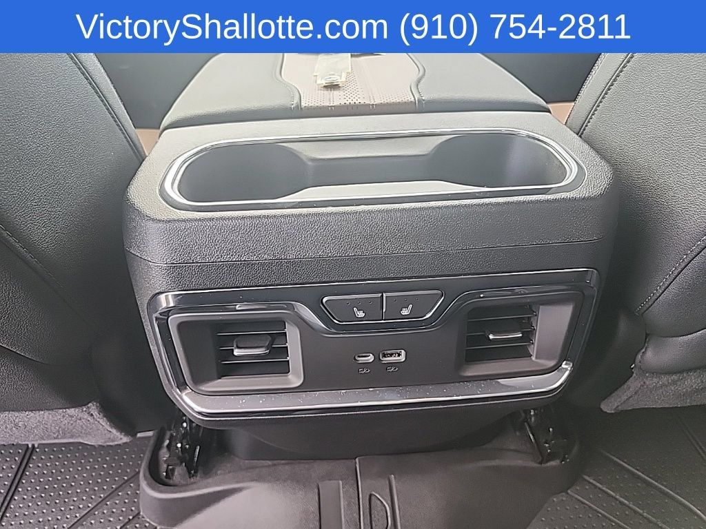 Used 2026 Chevrolet Silverado 2500 High Country w/ High Country Premium Package AWD/4WD image 30