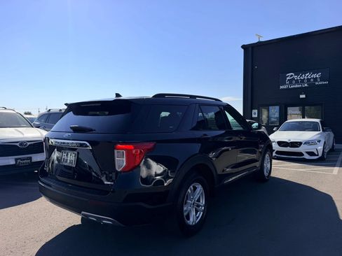 Used 2020 Ford Explorer XLT w/ Equipment Group 202A AWD/4WD image 4