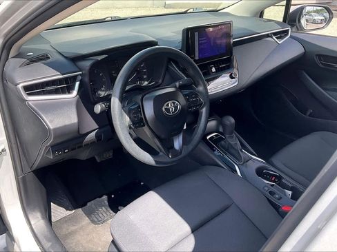 Used 2024 Toyota Corolla LE image 17
