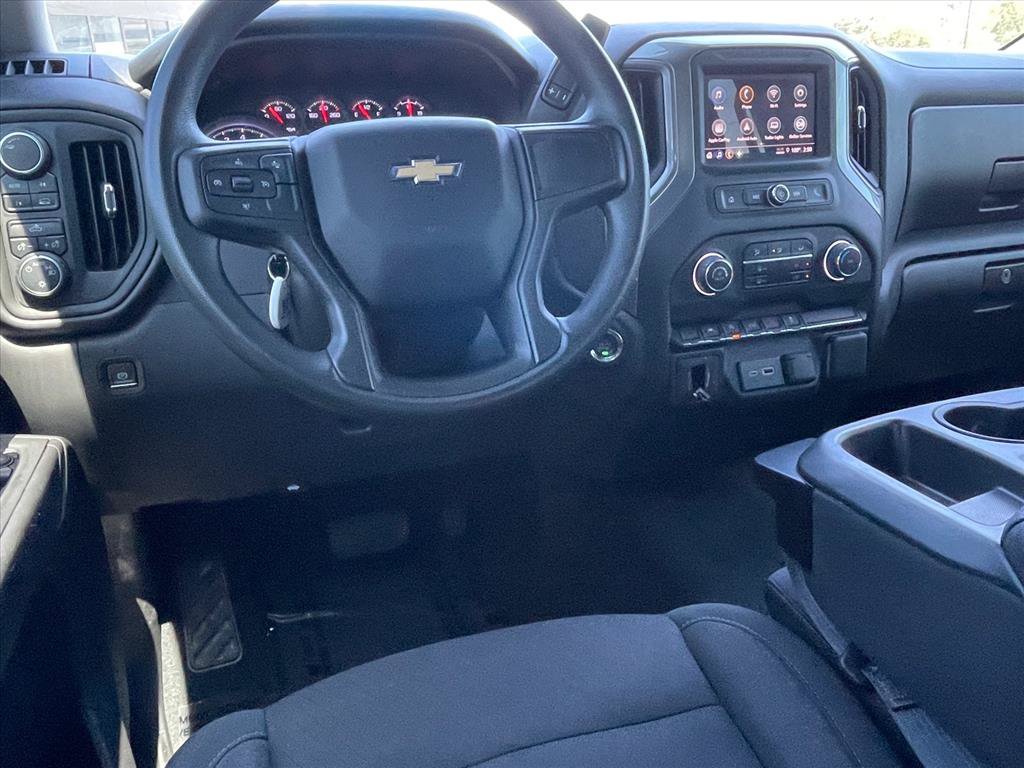 Used 2023 Chevrolet Silverado 1500 Custom AWD/4WD image 10