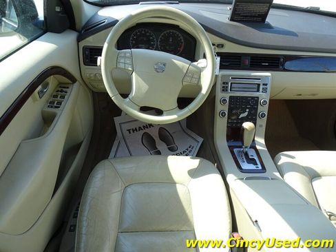 Used 2008 Volvo XC70 3.2 AWD/4WD image 10