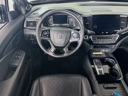 Used 2023 Honda Passport Elite image 19