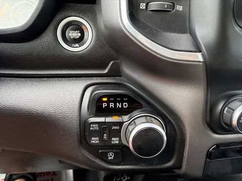Used 2019 RAM 1500 Big Horn AWD/4WD image 17
