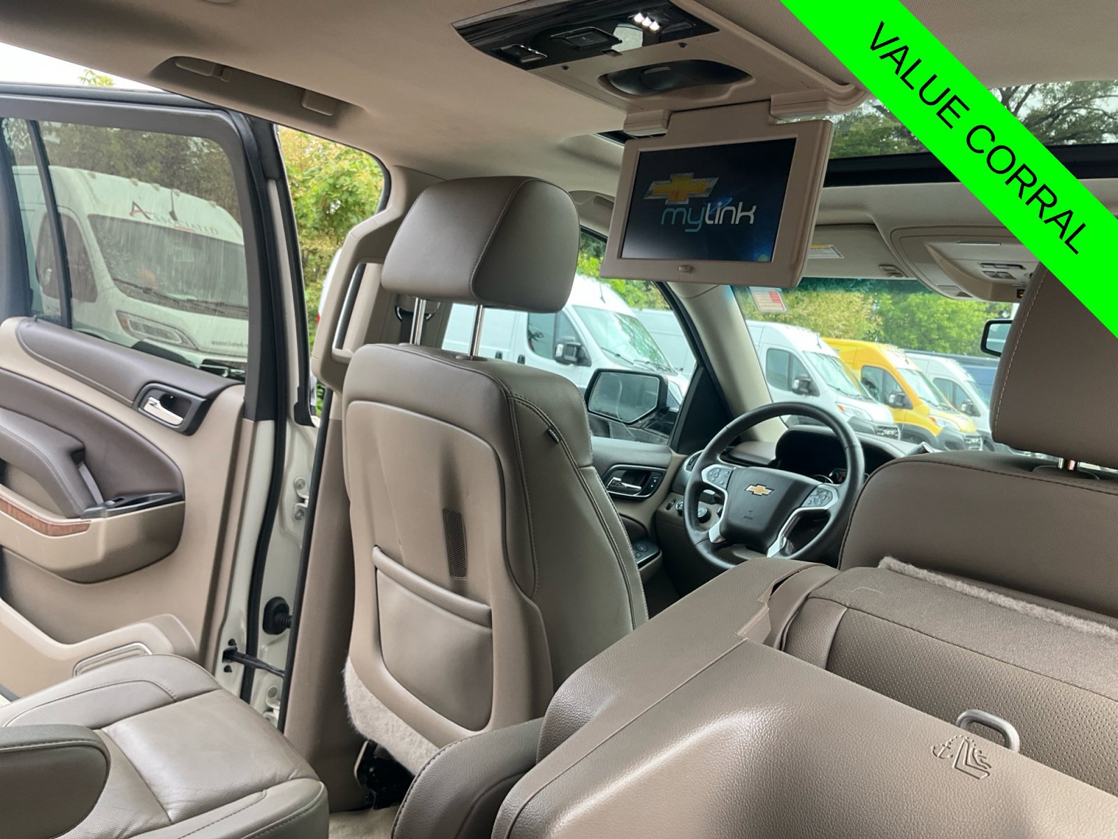 Used 2015 Chevrolet Suburban LTZ AWD/4WD image 20