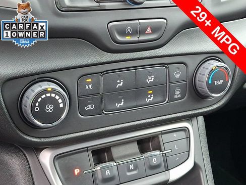 Used 2023 GMC Terrain SLE FWD image 15