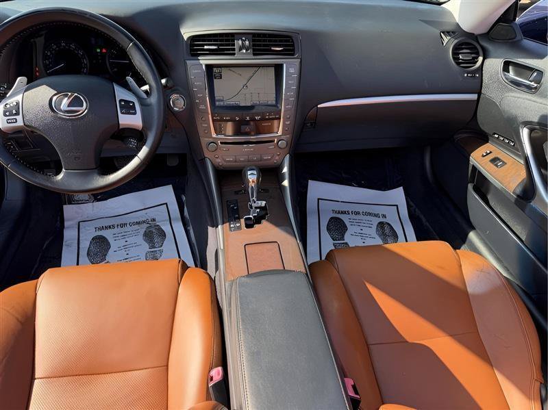 Used 2011 Lexus IS 350C w/ Luxury Pkg RWD image 2