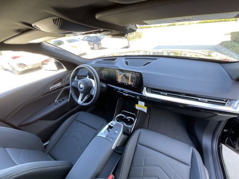 New 2026 BMW X2 xDrive28i w/ Technology Package image 17