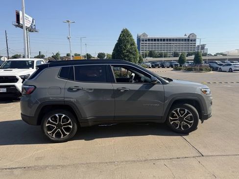 Used 2023 Jeep Compass Limited AWD/4WD image 4