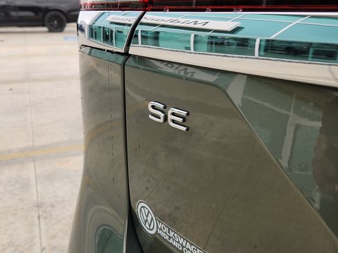 New 2026 Volkswagen Atlas SE image 10