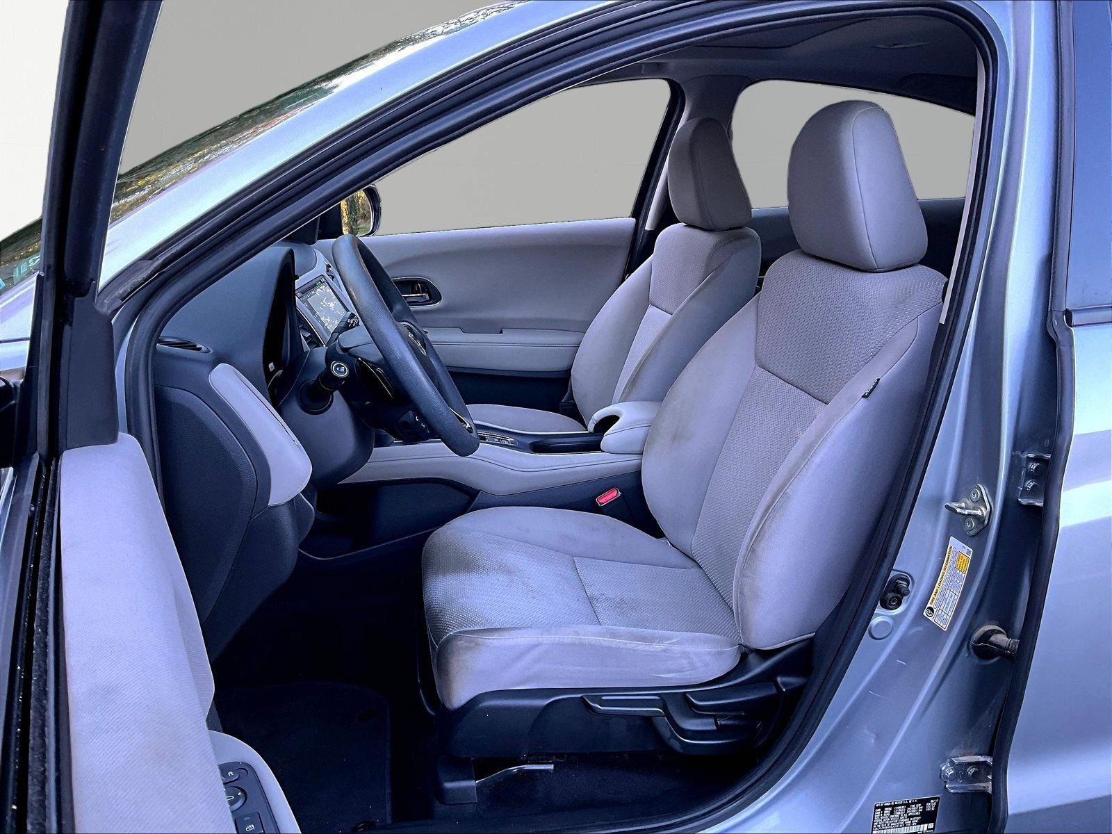 Used 2018 Honda HR-V EX image 21