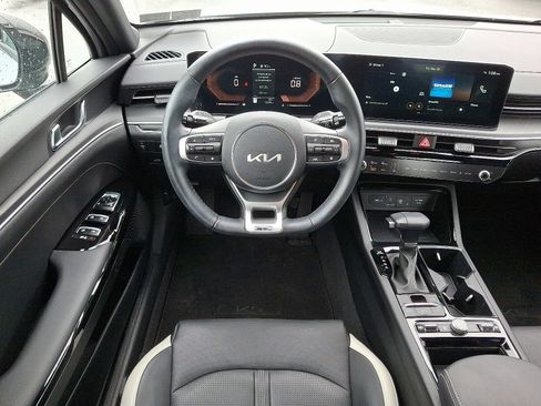 Used 2025 Kia K5 GT-Line image 12