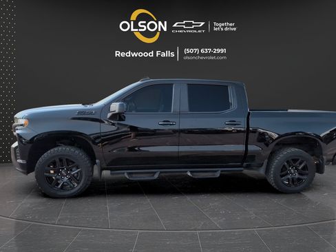 Used 2020 Chevrolet Silverado 1500 LT Trail Boss AWD/4WD image 2