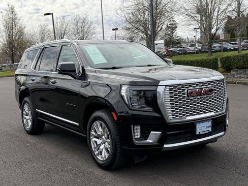 Used 2022 GMC Yukon Denali image 2