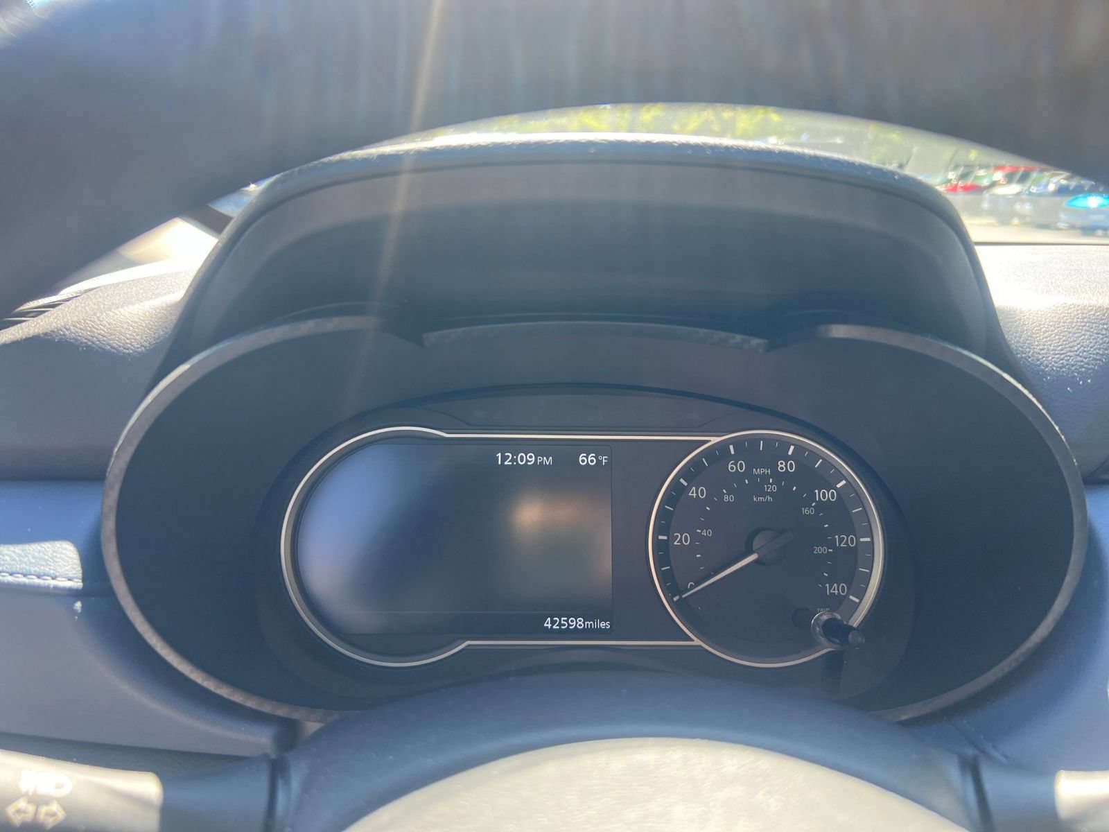 Used 2025 Nissan Versa SV FWD image 34
