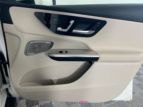 Certified 2024 Mercedes-Benz GLC 300 4MATIC image 30