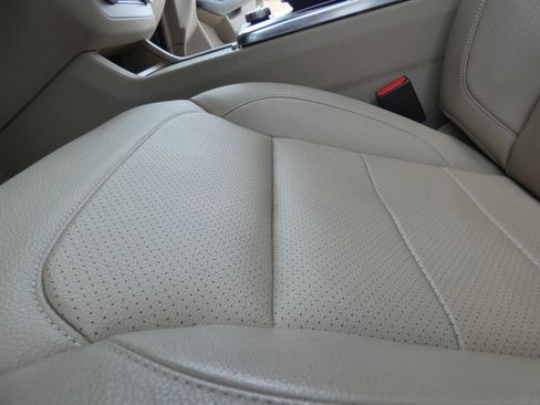 Used 2015 Mercedes-Benz ML 350 4MATIC image 49