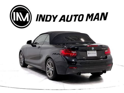 Used 2016 BMW M235i Convertible image 6