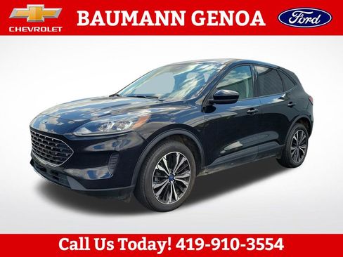 Used 2022 Ford Escape SE w/ SE Sport Appearance Package AWD/4WD image 10