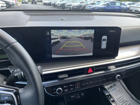 Used 2025 Kia Sorento S FWD image 23