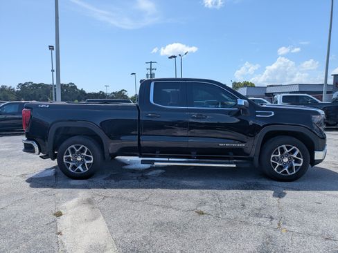 Used 2023 GMC Sierra 1500 SLE AWD/4WD image 3