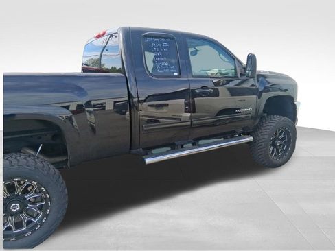 Used 2013 Chevrolet Silverado 2500 LTZ w/ LTZ Plus Package AWD/4WD image 7