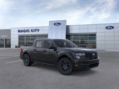 Used 2025 Ford Maverick XLT w/ XLT Luxury Package image 7