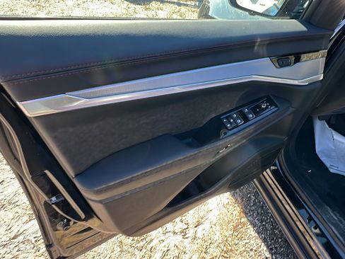 Used 2024 Jeep Wagoneer Launch Edition image 14