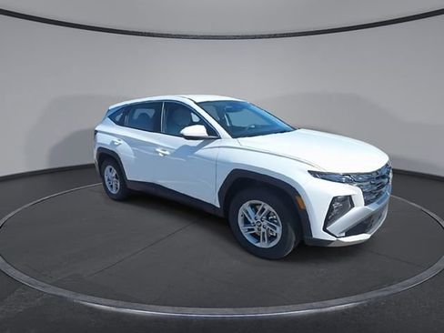 New 2026 Hyundai Tucson SE image 2