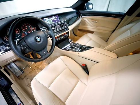 Used 2013 BMW 535i Sedan image 6