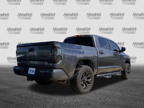 Used 2018 Toyota Tundra SR5 w/ SR5 Upgrade Package AWD/4WD image 10
