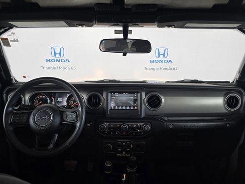 Used 2023 Jeep Wrangler Sport S image 6