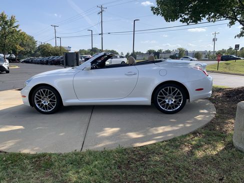 Used 2007 Lexus SC 430 Convertible RWD image 7