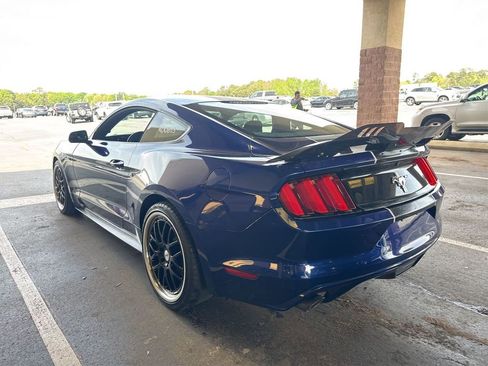 Used 2015 Ford Mustang Coupe image 2