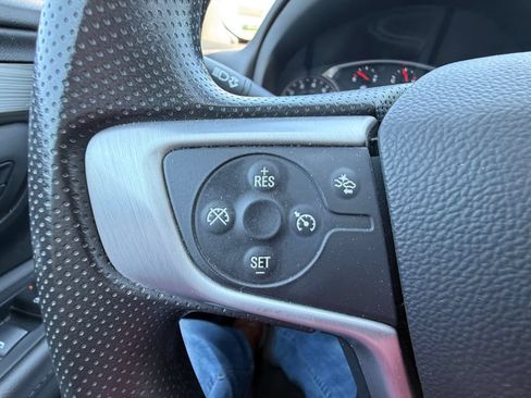 Used 2024 GMC Terrain SLE AWD/4WD image 16