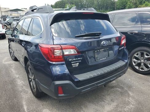 Used 2018 Subaru Outback 2.5i Limited AWD/4WD image 8