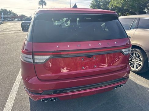 Used 2025 Lincoln Aviator 2WD w/ Jet Appearance Package image 3