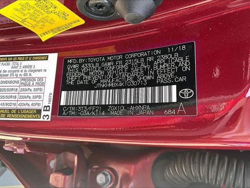 Used 2019 Toyota C-HR XLE FWD image 36