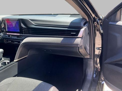 Used 2026 Toyota Camry LE FWD image 18