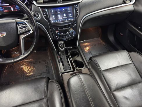 Used 2019 Cadillac XTS Luxury image 31