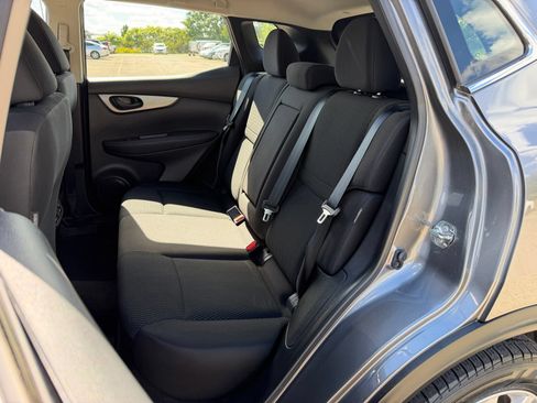 Used 2020 Nissan Rogue Sport S w/ Appearance Package AWD/4WD image 26