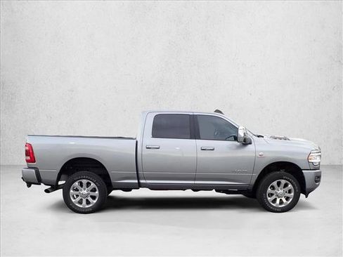 Used 2024 RAM 2500 Laramie w/ Sport Appearance Package AWD/4WD image 4