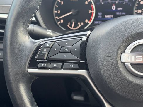Used 2024 Nissan Altima 2.5 SL AWD/4WD image 12