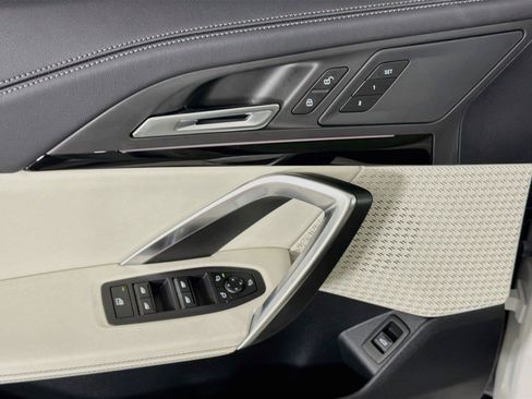 New 2027 BMW X1 xDrive28i AWD/4WD image 18