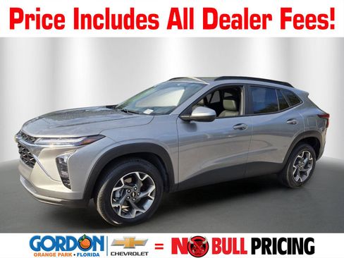 Certified 2025 Chevrolet Trax LT w/ LT Convenience Package FWD image 1