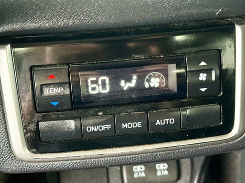 Used 2020 Subaru Ascent Premium w/ Convenience Package image 21