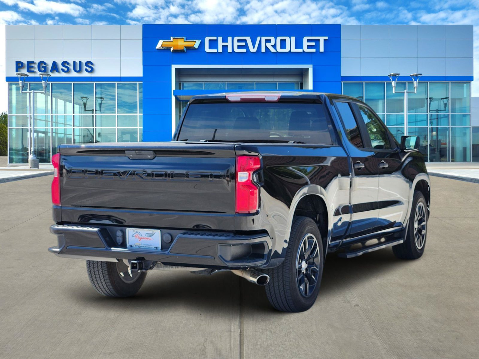 Certified 2020 Chevrolet Silverado 1500 Custom w/ Custom Value Package RWD image 5