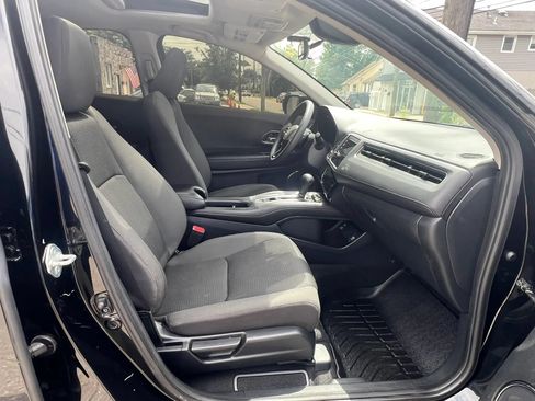 Used 2022 Honda HR-V EX image 32