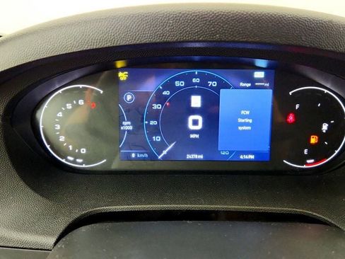 Used 2025 RAM ProMaster 2500 w/ U-Haul Equipment Group FWD image 13
