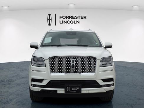 Used 2021 Lincoln Navigator Reserve image 8