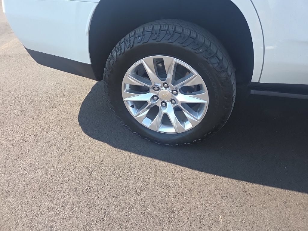 Used 2024 Chevrolet Tahoe Premier AWD/4WD image 22